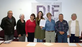 Toman protesta a Grupo Edad de Oro