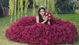 Hannia celebra sus XV años