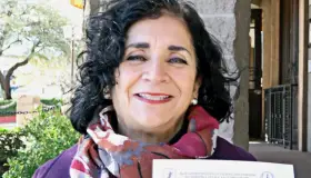 Convocan a cambio de nombre a Unidad