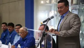 Reciben robots de manufactura donados 