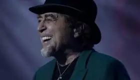 Joaquín Sabina es operado de un derrame cerebral tras caída