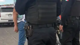 Despojo armado contra empleado