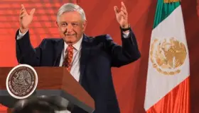 Estoy a favor de las mujeres y en contra del machismo: AMLO