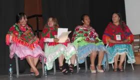 Solicitan Mazahuas respeto a tradiciones