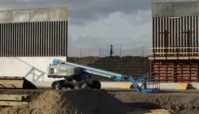 Impiden a Trump usar fondos militares para construir muro