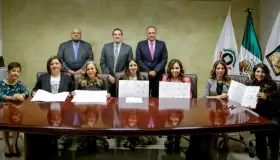 Firma Congreso del Estado convenio