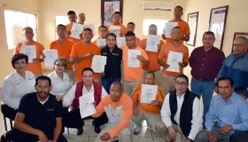  Becará Icatson a exconvictos