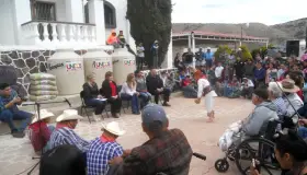 Visita Gobernadora Santa Cruz