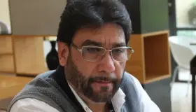 Revisan a visitantes de EU