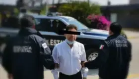 Detienen a exdiputado acusado de ataque con ácido a saxofonista