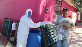 Entrega Alcalde Kiko Munro más despensas