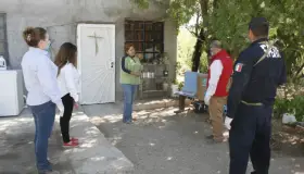 Entregan apoyos en Magdalena de Kino