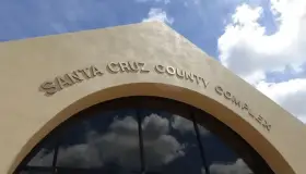 Confirman 27 casos en Condado de Santa Cruz