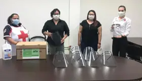 Dona UTN mascarillas a Cruz Roja