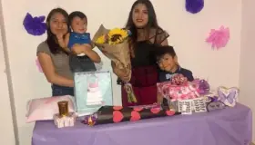 Celebra su cumpleaños en casa