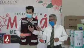 Celebra Alcalde a las madres