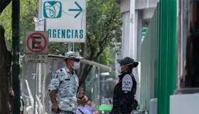 IMSS y Cruz Roja piden protección para personal médico tras agresiones