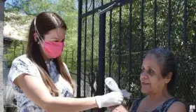 Atiende Alcalde a personas con capacidades diferentes