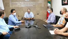 Entrega Isssteson convenio laboral
