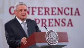 Tras amenazas de muerte, AMLO ofrece protección a Alfaro y a Rosario Piedra