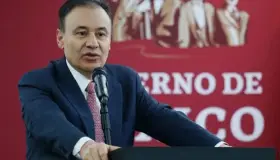 Alfonso Durazo se ausentará una semana de su cargo