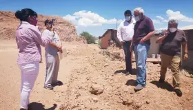 Denuncian familias daños a viviendas