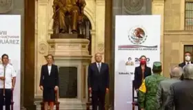 Conmemoran a Benito Juárez en su aniversario luctuoso