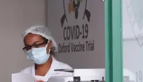 Vacuna contra covid-19 de AstraZeneca y Oxford da resultados positivos