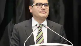 Juicio político es en contra de funcionaria: Gildardo Real