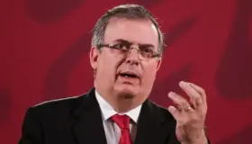 Ebrard: Vacuna contra COVID-19 es prioridad en México