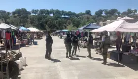 Concientiza Grupo Operativo Covid-19 a visitantes a tianguis