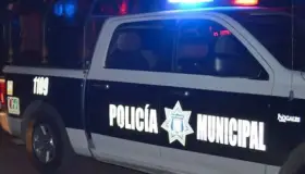 Despojan a taxista de vehículo