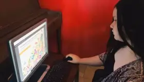 Estudiantes se benefician con campamento de verano virtual