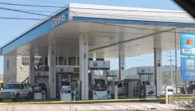 Asaltan a despachador de gasolinera