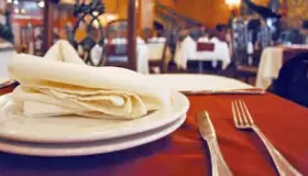 Se recuperan restauranteros