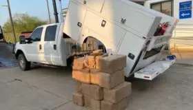 Decomisan 600 libras de metanfetamina