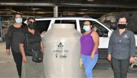 Entregan 59 tinacos a familias nogalenses