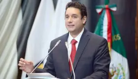 Fortalece desarrollo económico Ley de servicios inmobiliarios