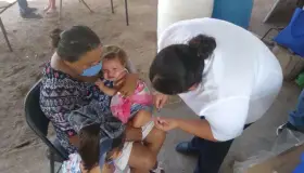 Responden sonorenses a vacunación