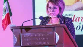 Rinde Miroslava Luján su informe legislativo