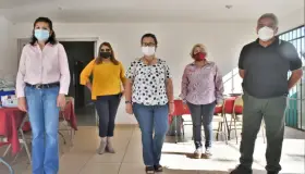 Realiza jornada de salud en colonia