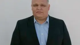 Realizan paro laboral en Cobach por falta de pago