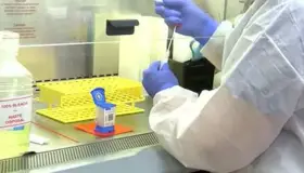 Sigue Arizona cerca de mil contagios