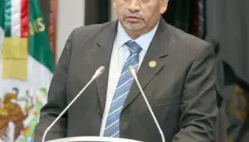 Reconoce Presidente a las y los médicos por su día