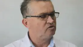 Entregará Club Rotarios Industrial sillas de ruedas