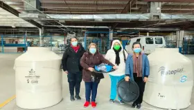 Entregan beneficios a 19 familias