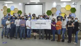 Apoyan trabajadoresa Banco de Alimentos