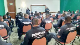 Profesionalizan a elementos policiacos