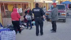 Previenen sobre Covid-19 a clientes de los tianguis