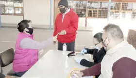 Entrega Gobernadora CPA becas en Magdalena y la región